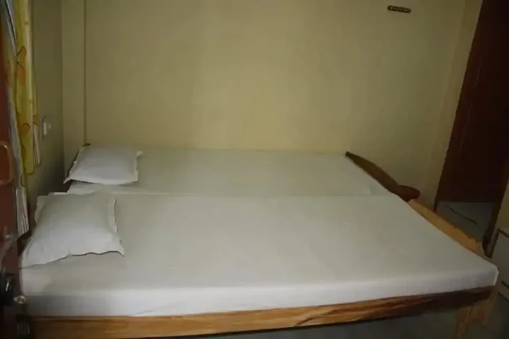 Бодх-Гая: Rainbow Guest House
