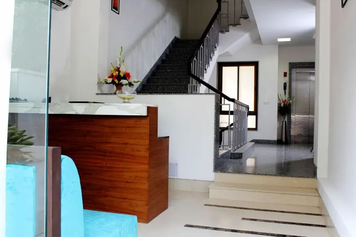 Гуруграм: Stately Suites MG Road
