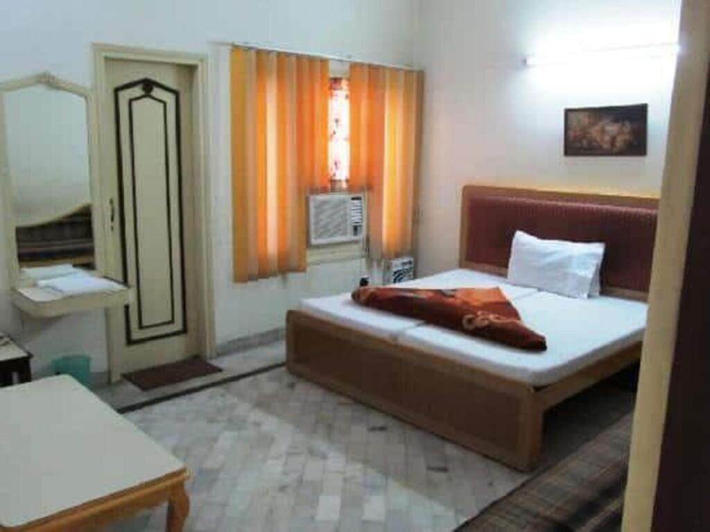 Джаландхар: Hotel Classic