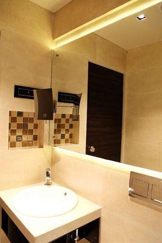 Мумбаи: La Maison Service Apartments