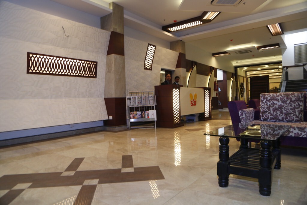Индаур: Hotel Somdeep Palace