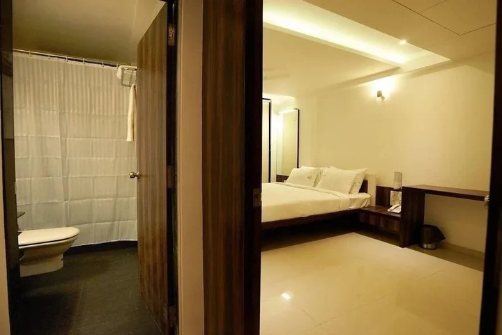 Ширди: Hotel Shree Sai Dhan, Shirdi