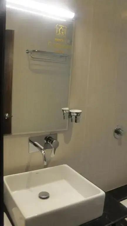 Ширди: Hotel Shree Sai Dhan, Shirdi
