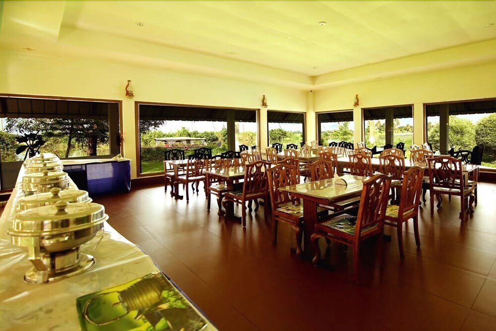 Кумараком: Manor Backwater Resort