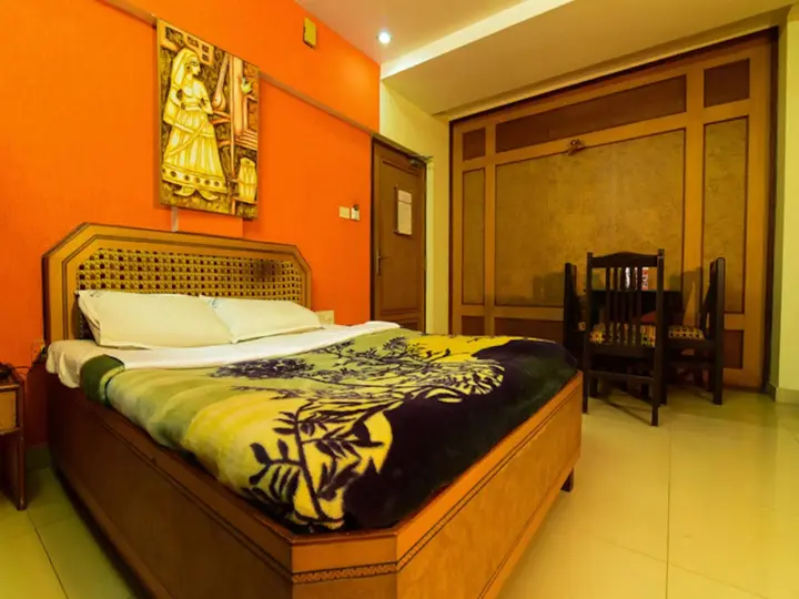 Манипал: Hotel Ashlesh