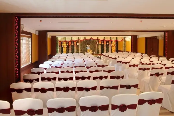 Гуруваюр: Vishnu Inn