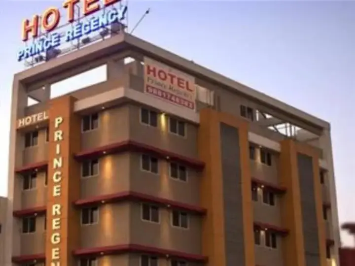 Пуна: Hotel Prince Regency