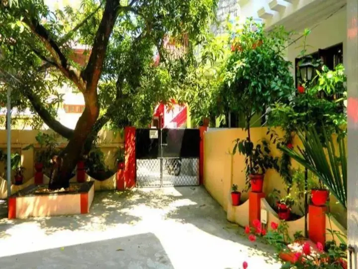 Коччи: Fort Garden Residency
