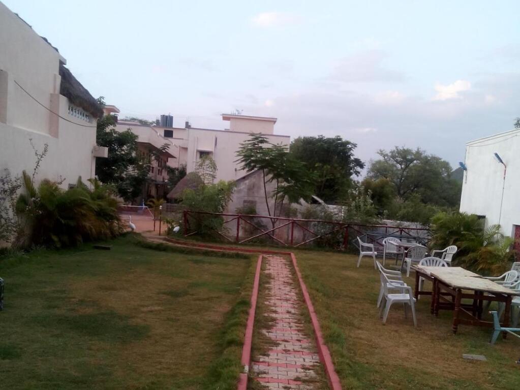 Chola Hotel and Resorts — фото 2