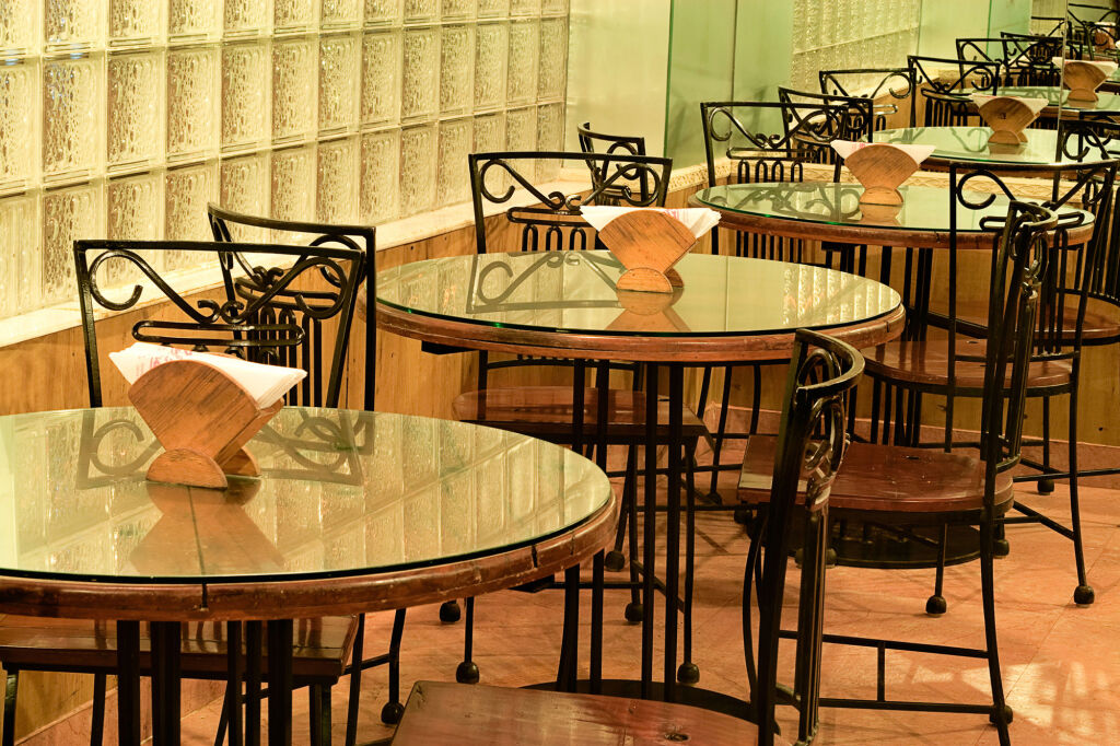 Мумбаи: Lucky Hotel Bandra