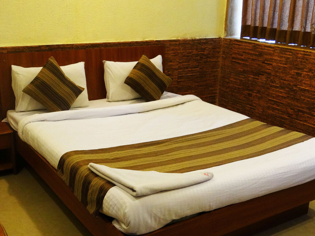 Мумбаи: Lucky Hotel Bandra