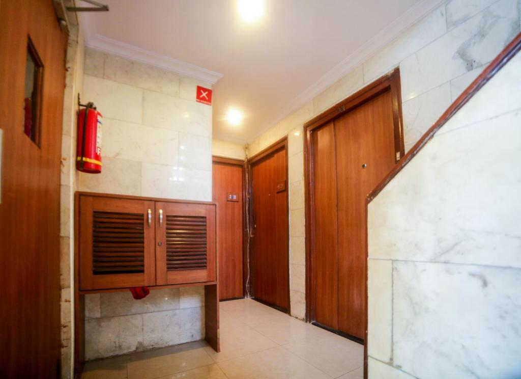 Мумбаи: Lucky Hotel Bandra