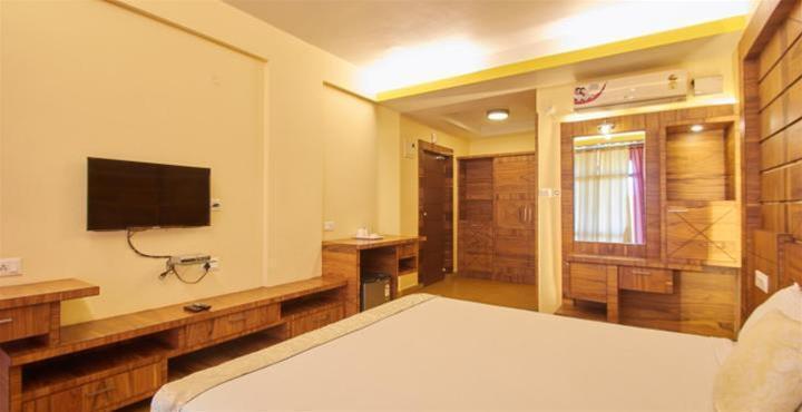 Бангалор: Mak Hotel