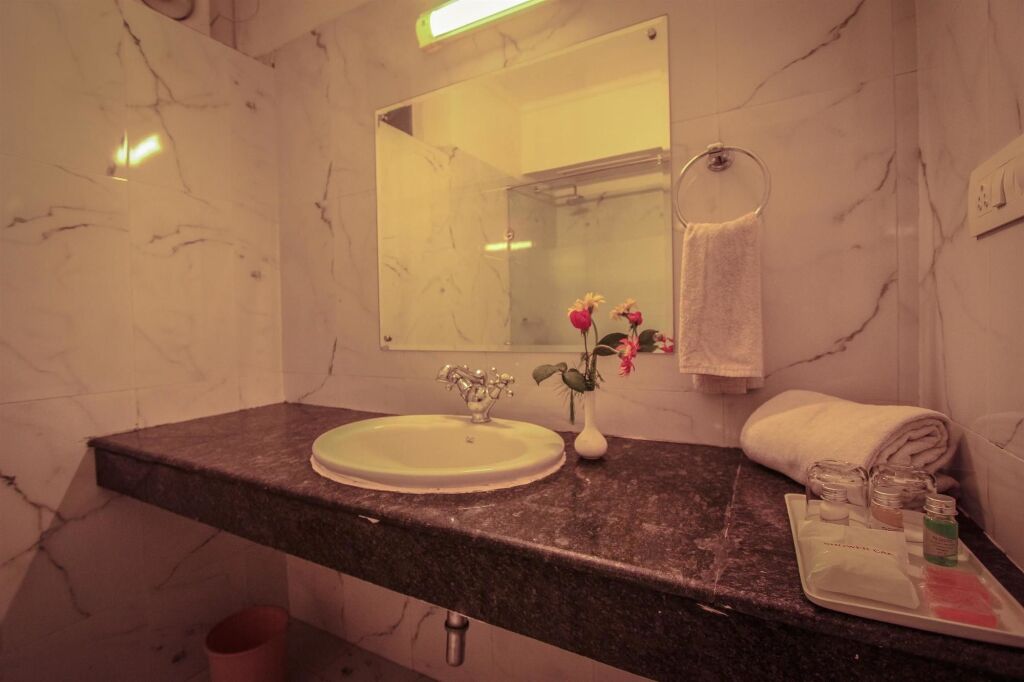 Манали: Golden Tulip Manali Hotel