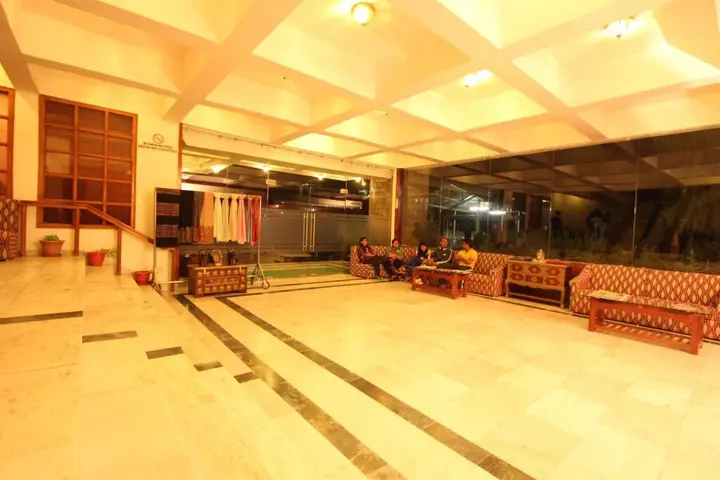 Манали: Golden Tulip Manali Hotel