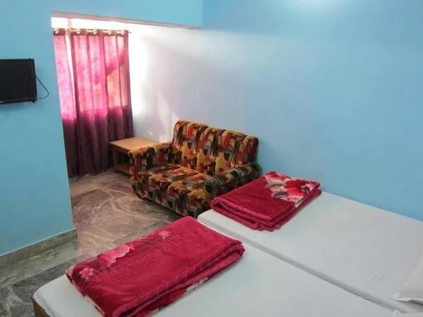 Бодх-Гая: Anukul Guest House