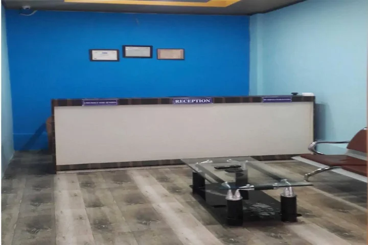 Шринагар: Hotel Poshimall