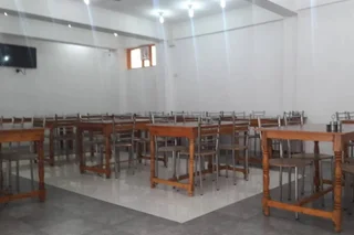 Шринагар: Hotel Poshimall