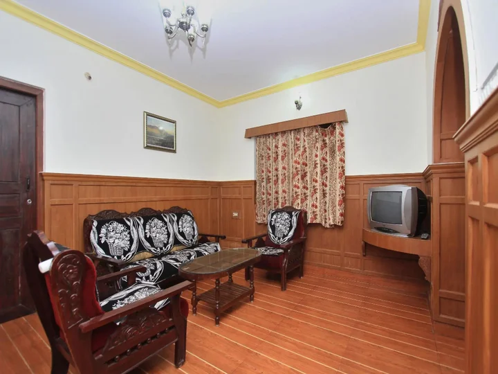 Ути: OYO 13597 Travel Stay Residency