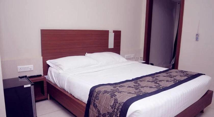 Крепость Jhansi: Hotel Sheela Shree Plaza