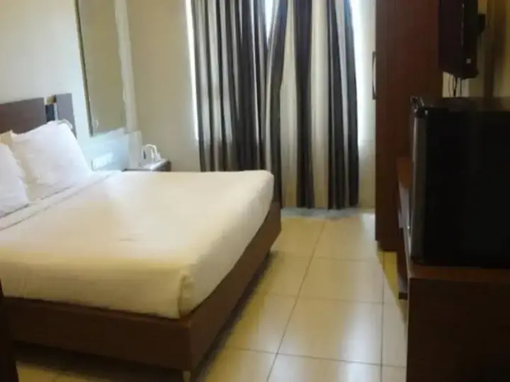 Крепость Jhansi: Hotel Sheela Shree Plaza