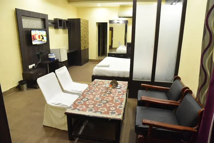 Джайпур: Hotel C9