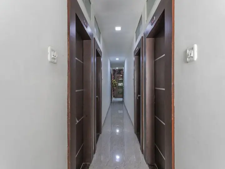 Индаур: Sky Hotel