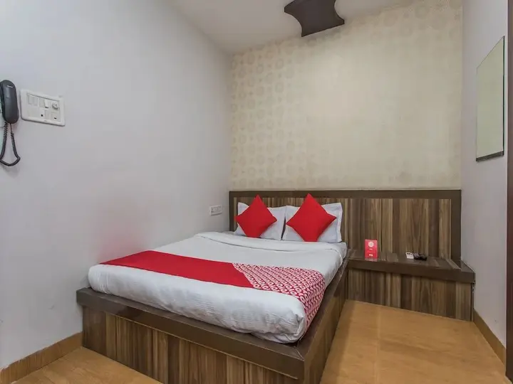Индаур: Sky Hotel