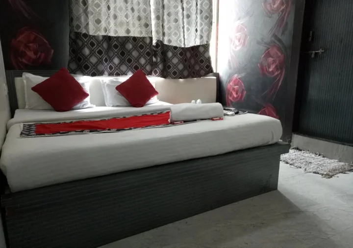 Индаур: Sky Hotel