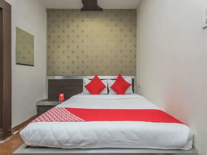 Индаур: Sky Hotel