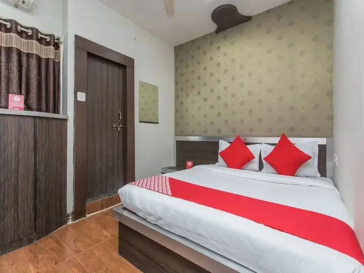 Индаур: Sky Hotel