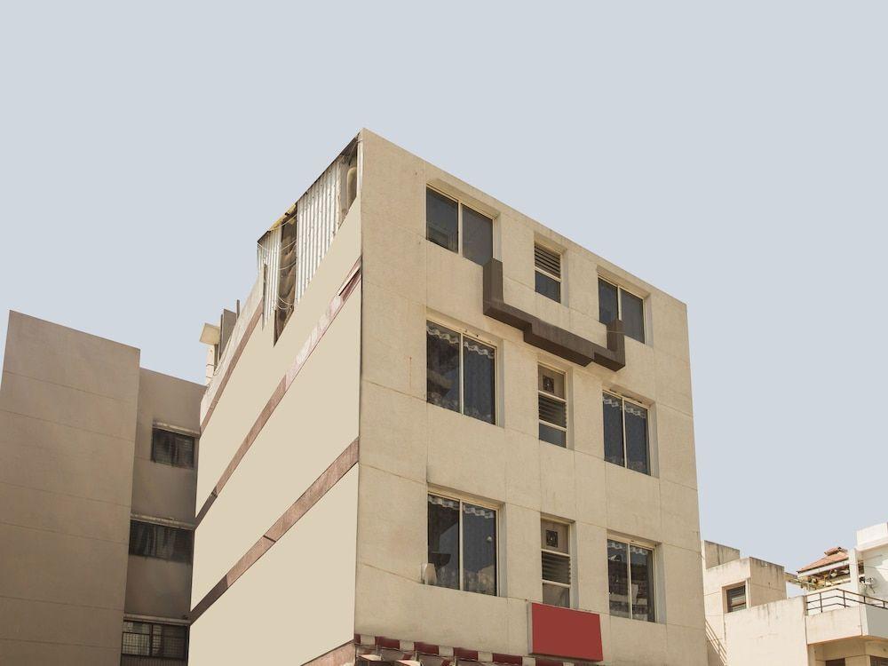 Индаур: Sky Hotel