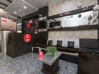 Индаур: Sky Hotel