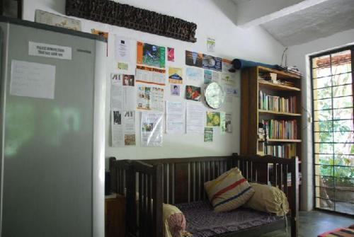 Калапет: R M Guest House
