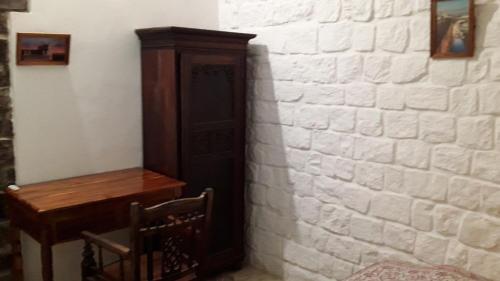 Калапет: R M Guest House