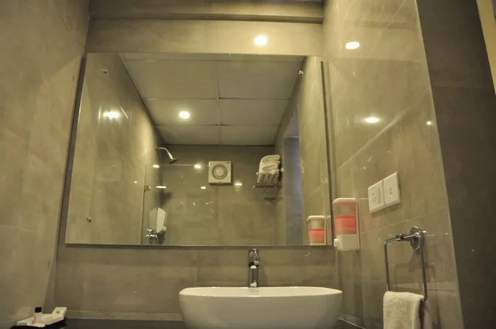 Бангалор: Starlit Suites