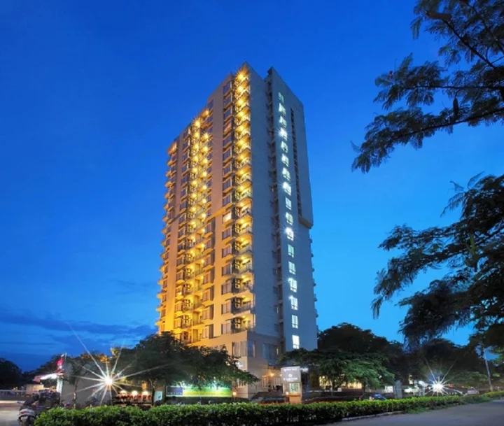Бангалор: Starlit Suites