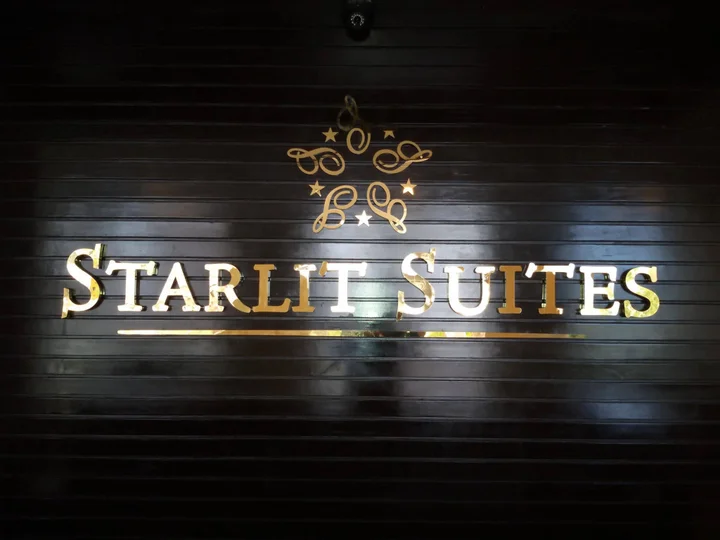 Бангалор: Starlit Suites