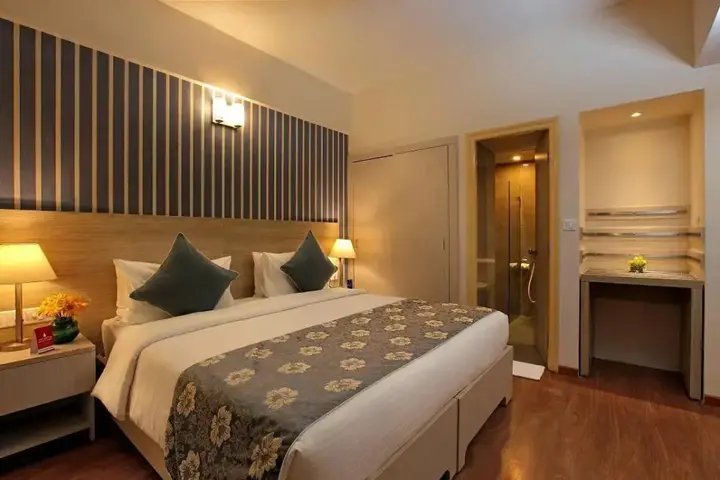Бангалор: Starlit Suites