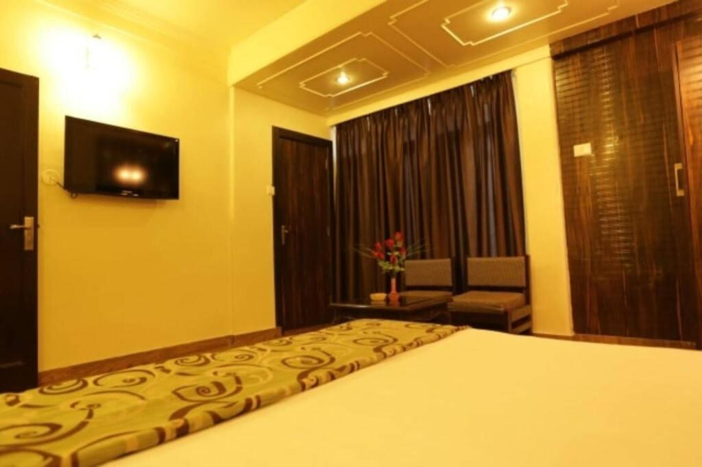 Шимла: Hotel Sangeet