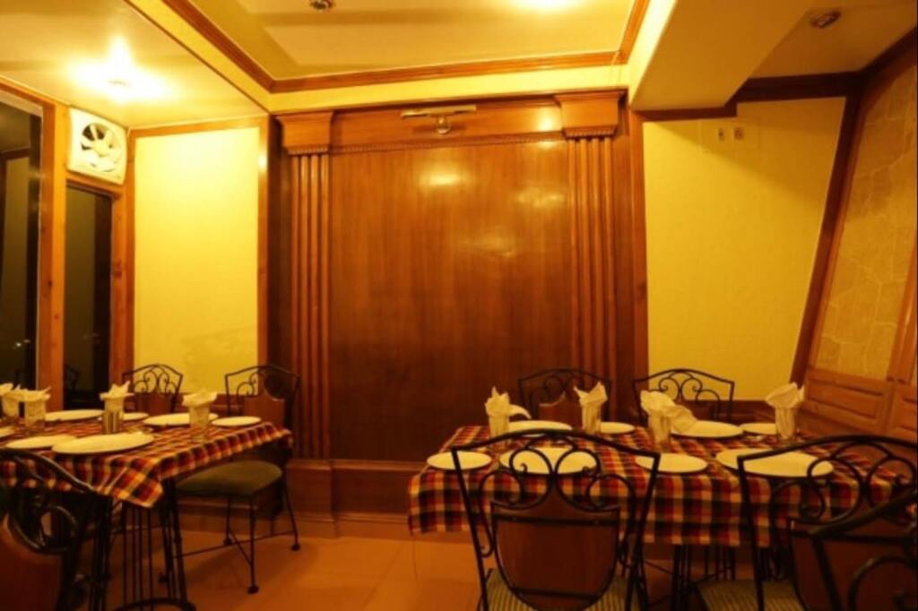 Шимла: Hotel Sangeet
