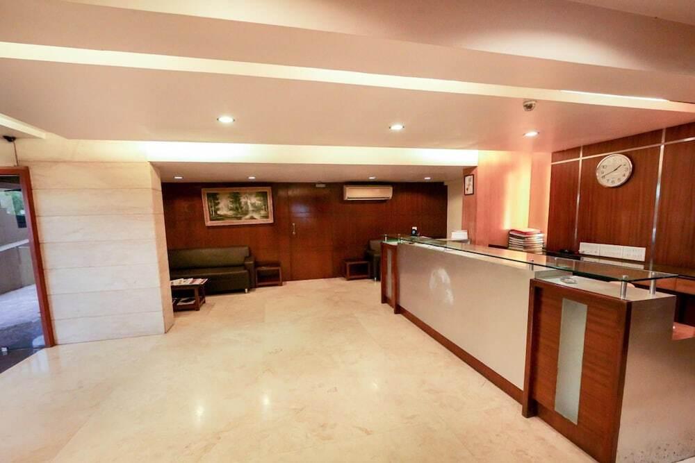 Мумбаи: Lucky Hotel Goregaon