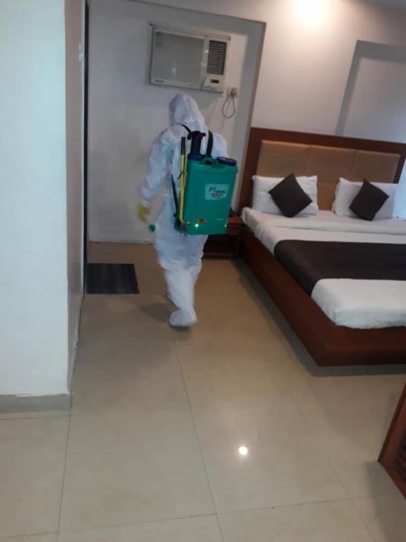 Мумбаи: Lucky Hotel Goregaon