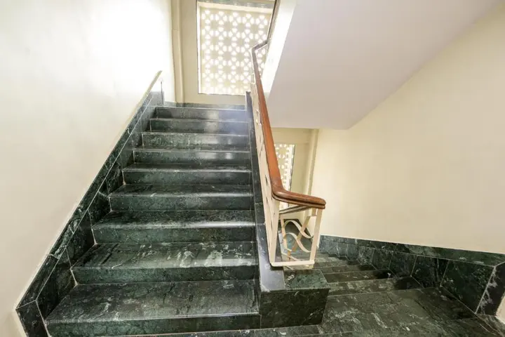 Мумбаи: Lucky Hotel Goregaon