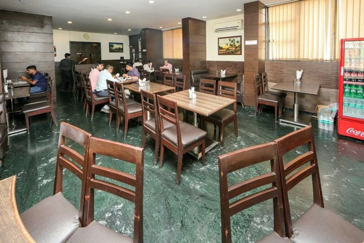 Мумбаи: Lucky Hotel Goregaon