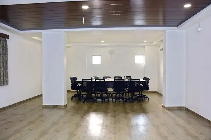 Вадодара: Hotel Royal Wings