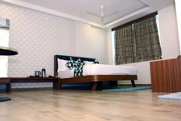 Вадодара: Hotel Royal Wings