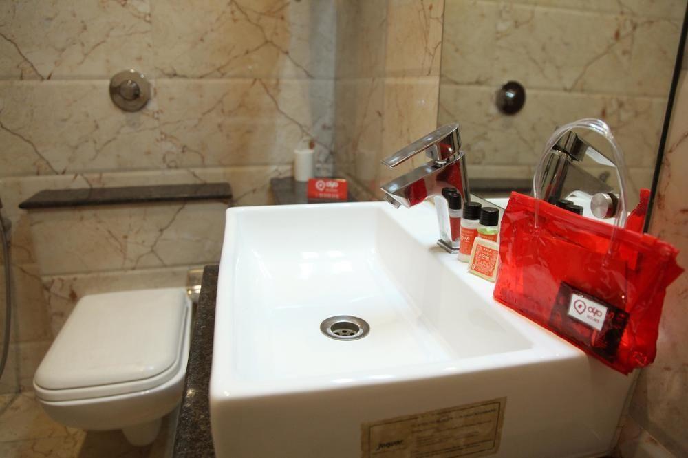 Варанаси: Hotel Park Plaza Varanasi