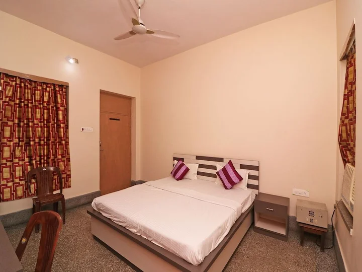 Гайя: Hotel Saraogi Palace