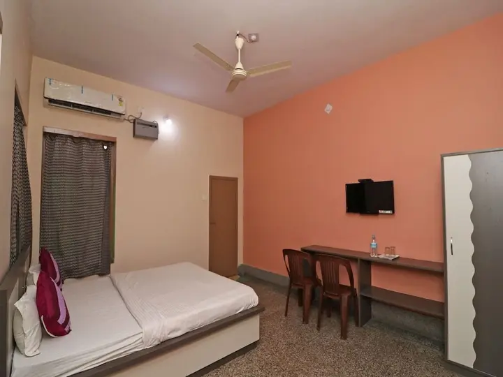 Гайя: Hotel Saraogi Palace